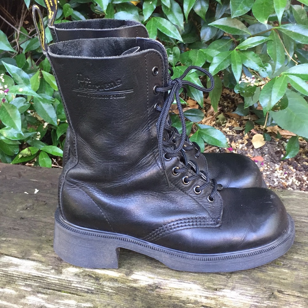 Vtg Dr. Marten Black Heeled England Combat Boots